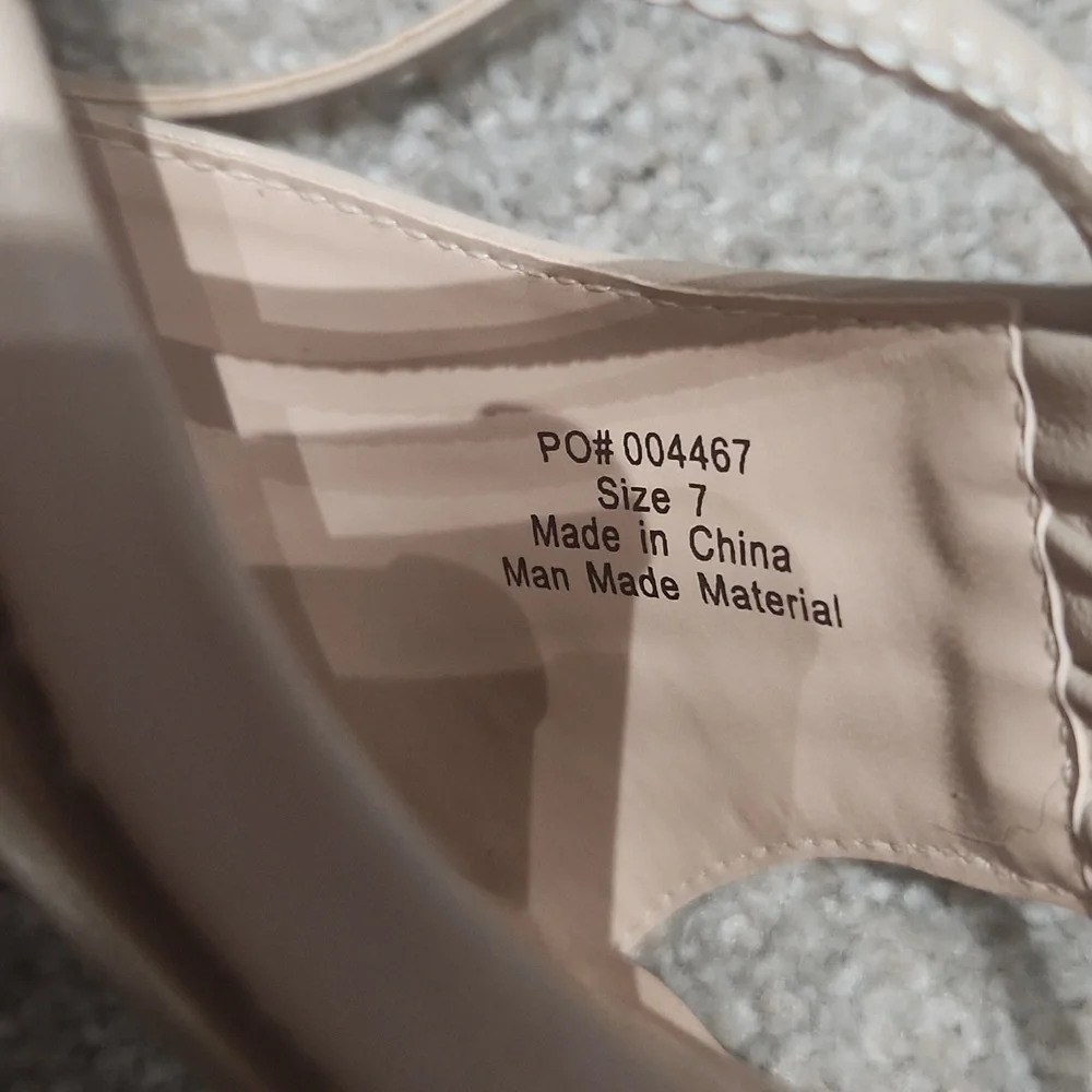 Journee Collection‎ Shillo Dress Sandal Size 7